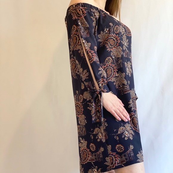 Veronic M - Off Shoulder Dress - Picture 3 of 5